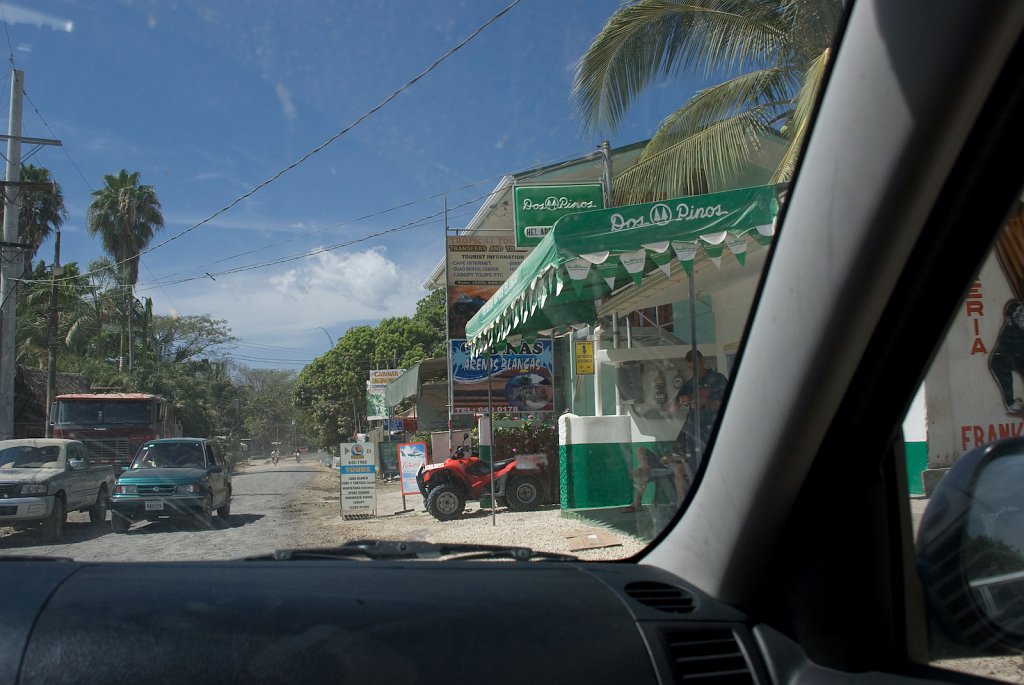 DSC_2437.jpg - Santa Theresa, a small town north of Mal Pais