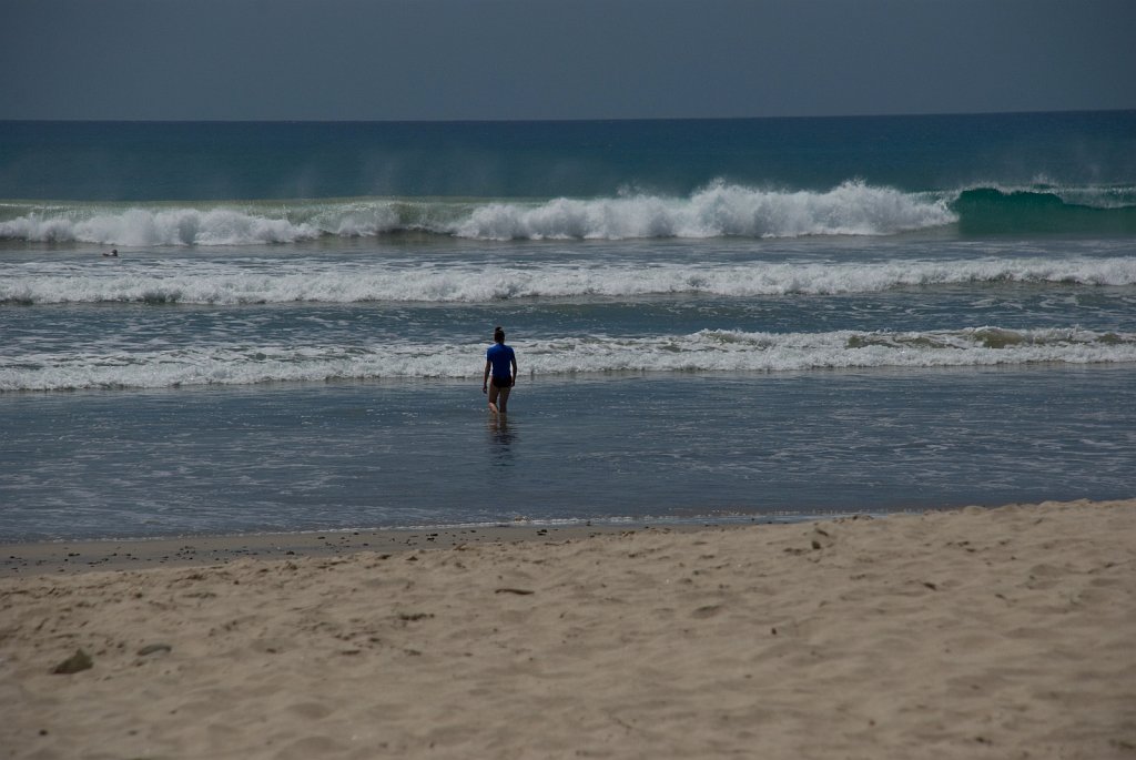 DSC_2524.jpg - Jackie in the surf