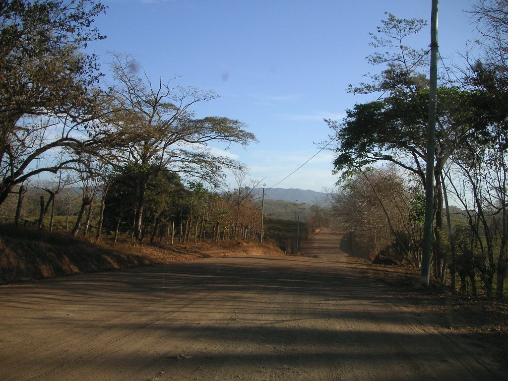 PICT0048.jpg - Our drive to Tambor Airport