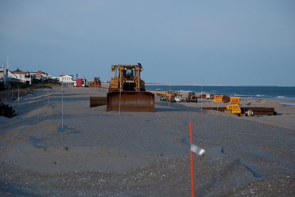 DSC_7120.jpg - The activity has been between here (Lee Ave) and the Loveladies town line so far.
