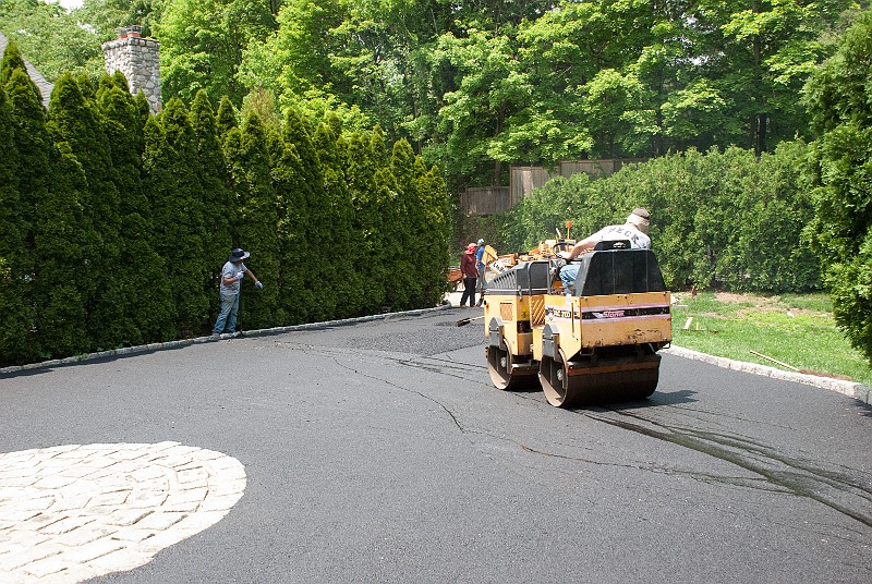 DSC_1886.jpg - The roller leaves the surface very smooth.