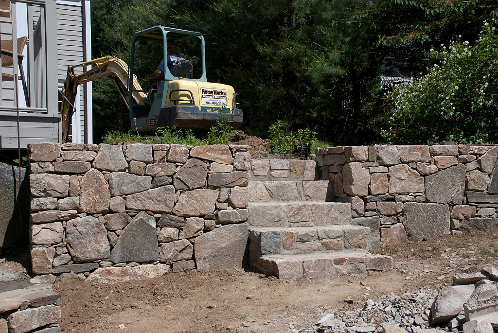 DSC_8560.jpg - The rear stairs are almost finished.