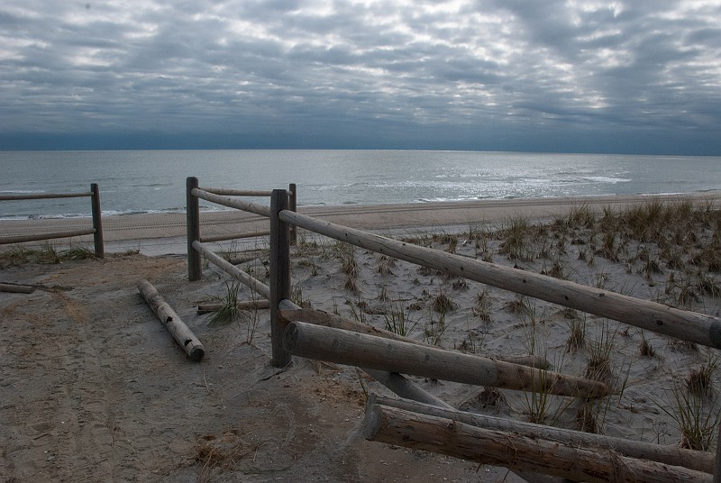 DSC_0364.jpg - From the top of the beach entry path the view has changed significantly, but not fatally.